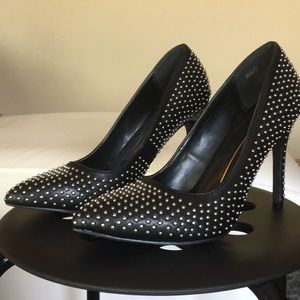 Studded Pumps